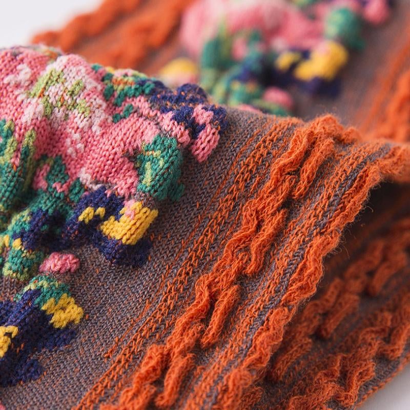 🔥🔥(5 pairs)Vintage Embroidered Floral Socks