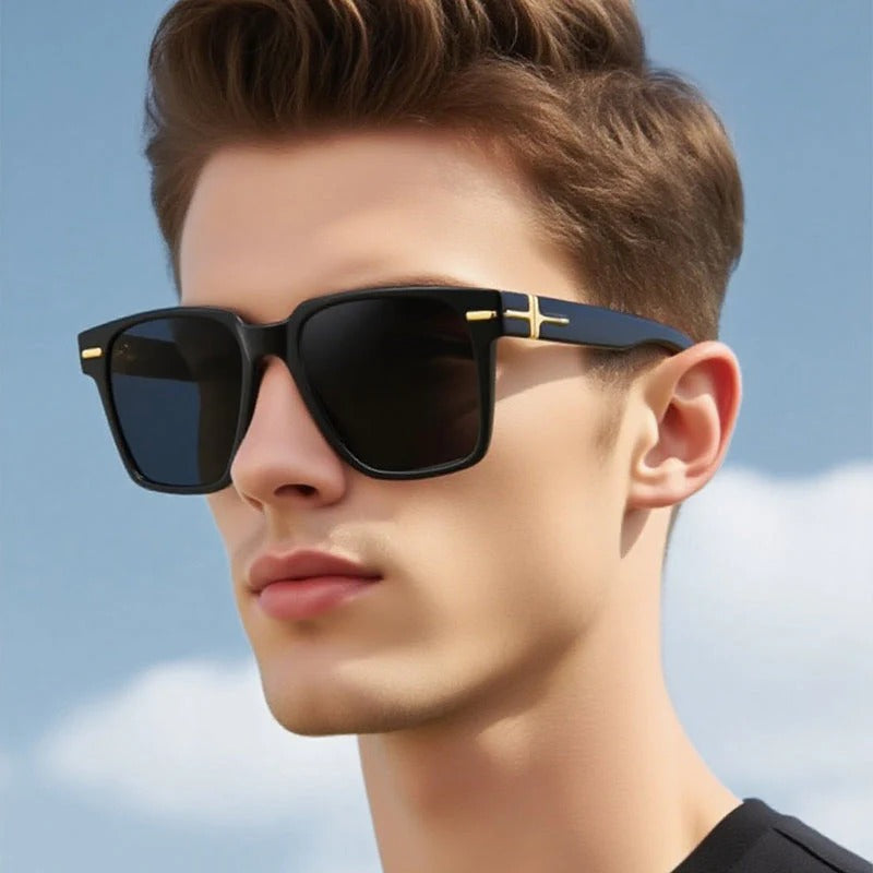 Polarized sunglasses with over-the-lens lenses
