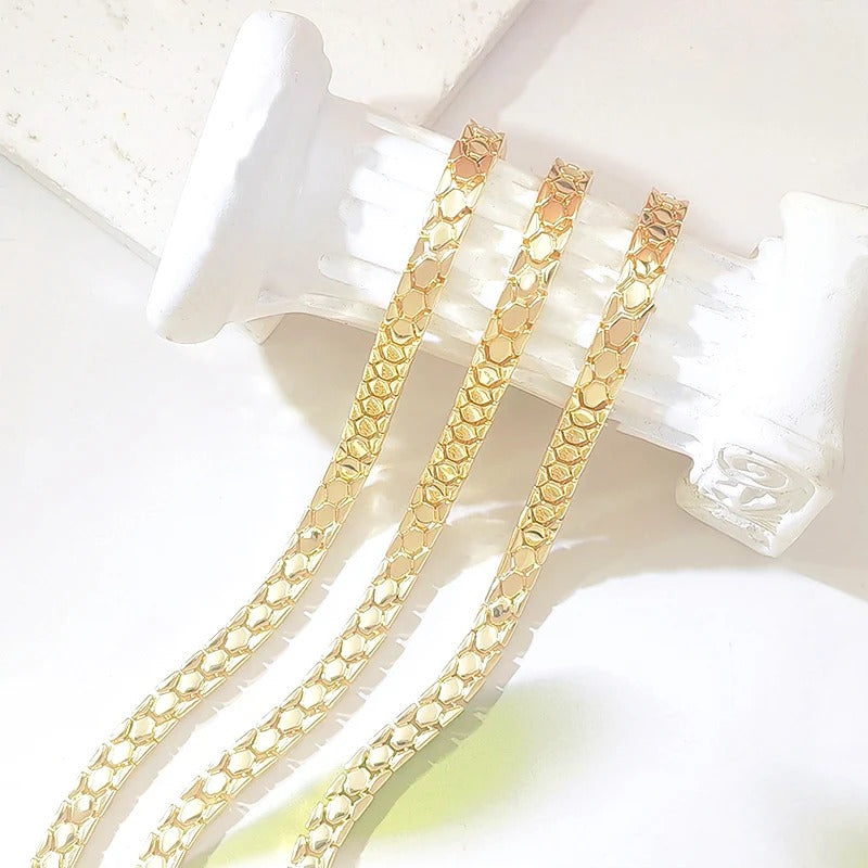 Women's Elegant Gold Color Chain Bracelet
