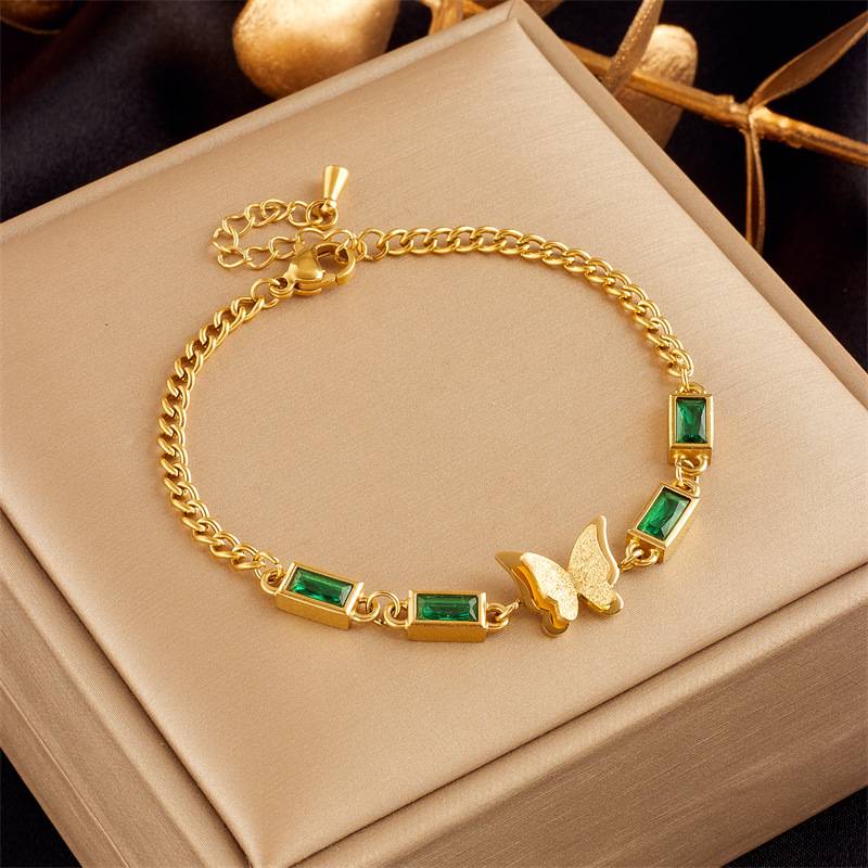 ✨ Gold Color Butterfly Charm Bracelet 🦋💛